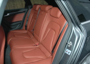 Audi_A4_achterstoel2